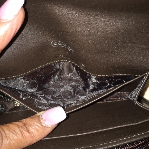 Coach Wallet - Picture 5 of 7